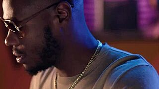 黑人歌手Keisha和Anton用大屌奏淫乐