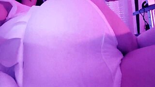 Feel that transgirl's ass gaping wide from the rough fucking machine