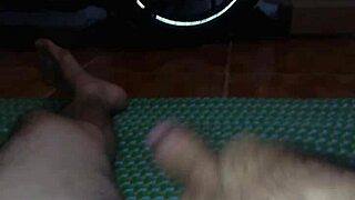 hey, small cock but i love banging hard