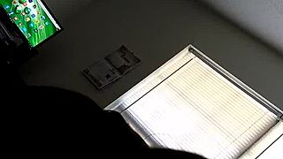 She Knows How To Give A Handjob To Black Cock