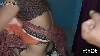 Kiranedaar ne makaan malik ki ladki ko choda! 😈