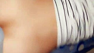 novia de mi amigo viene a casa para una visita