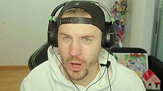 I got traumatized by this one piece game