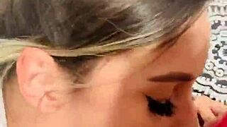 amateurs enjoy a sexy facial