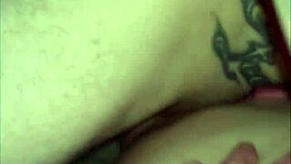 Sara Thickk and Dicknastytheillest in an old school sex tape with creampie