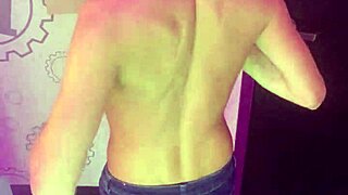 Kevin V Plays With Dildo In Public Tanning Bed