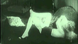 this vintage lesbian scene is so retro and hairy