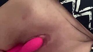 她独奏高潮连喷好几次