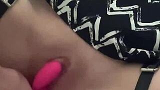 她独奏高潮连喷好几次