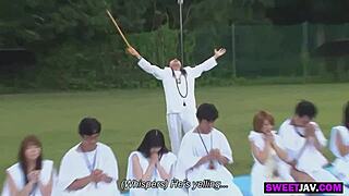 i can’t resist this wild japanese outdoor orgy with horny teens