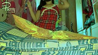 Ice cream in pussy close-up. Watch this wild teen 18+ solo fetish!