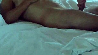 very hot amateur threesomes on webcam.