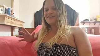 Gostosa Do Predio Virou Camgirl Paty Bumbum!