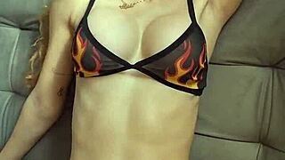 I am Sophi Delyon in a special for the blog