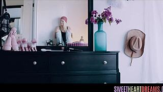 Hot teen licked by ebony babe in contrasting lesbian pleasure.