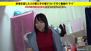 She’s an Asian beauty giving an epic blowjob in this full Japanese clip.