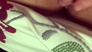 Shaved Pussy Solo Play