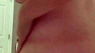 boobunny shows big tits with tattoos 😍