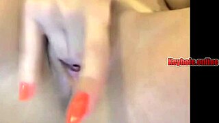 play with me using dildo for orgasm