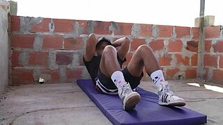 my sweaty boyfriend turns me on, i beg him to fuck me