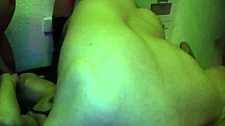 Amateurs In Orgy Get Facials