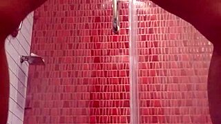 Freaky Latina Wife Shows Big Ass for Homemade Creampie