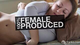 oh nichole, cum for me with those pretty toes... show me that hairy orgasm!