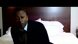 pop ya pussy to this che flaco hardcore action