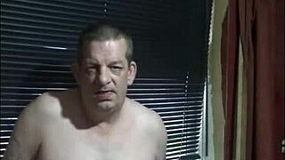 I feel shy masturbating naked in homemade bisexual solo