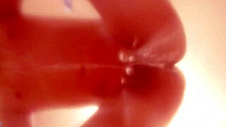 Japanese gay guy pissing in video 41.