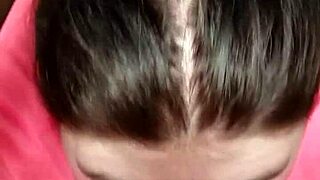 随机骚货激吻巨黑鸡巴跨种族深喉口爆！