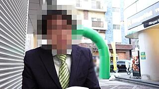 Wife Overwhelmed By Big Cock In Missionary Pleasure!