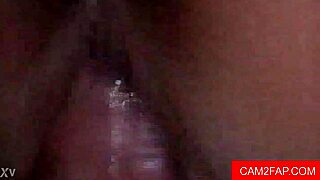 i watch this hot teen 18+ masturbate and it turns me on so much