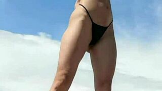 Kiara Meow Strips Naked On Wet Beach!