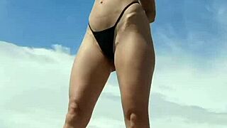 Kiara Meow Strips Naked On Wet Beach!