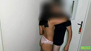 Near my house, I invited a cute 18 yo student for cumshot sex