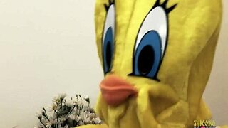 saddened milf visits the blonde nurse with big tits who cheers her up by starting a threesome