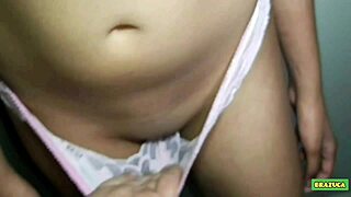 Near my house, I invited a cute 18 yo student for cumshot sex