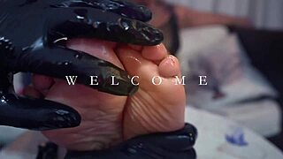 cipriani teaches foot fetish to sexy latina hanna jhones in classroom