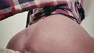 young ebony femboy performs pmv to chris brown