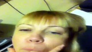 playing fun games at work with amateur colleagues, laughing and chatting all day long 🎉😄