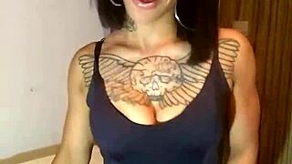 i'm teasing my followers and fans with sexy vibes