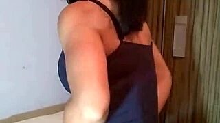 i'm teasing my followers and fans with sexy vibes