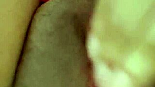 Indian babe rubs her slutty cunt before work