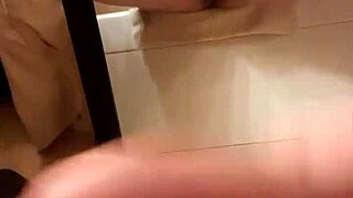 jacking off and cumming no hands