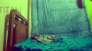 Dios esta chica cabalga como una profesional del sexo