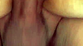 Transa gostosa com gemidos de prazer intenso