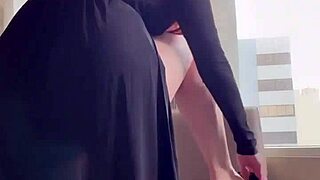 Whore MILF Shakes Naked Ass in Wild Display!