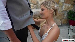 Amateur wife enjoys double penetration with husband and waiter