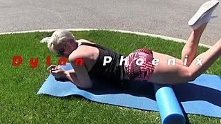 Ugh, I can’t believe how this masseur spread my legs... my blonde pussy got stretched soo good, oops!